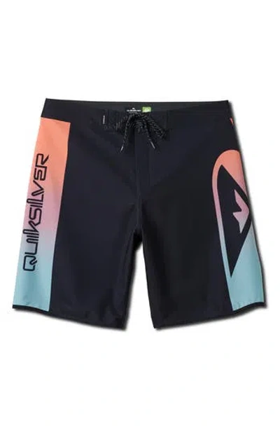 Quiksilver Surfsilk Holmes 20 Swim Trunks In Black