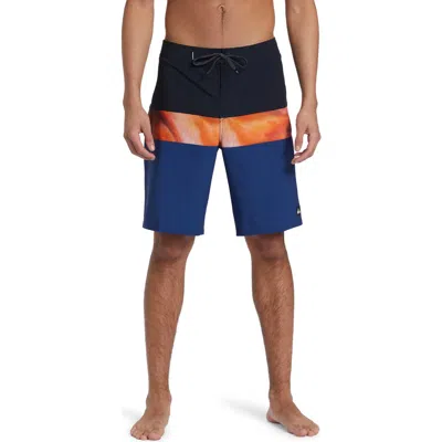 Quiksilver Surfsilk Panel 20 Board Shorts In Navagio Print