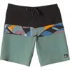 Quiksilver Surfsilk Panel 20 Board Shorts In Seaspray Beach Club Casual