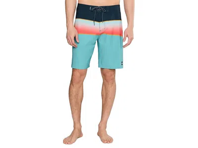 Quiksilver Surfsilk Panel 20 Boardshorts In Multi