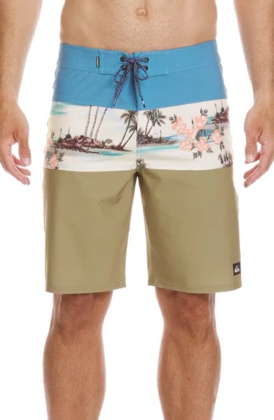 Quiksilver Surfsilk Panel Board Shorts In Niagara