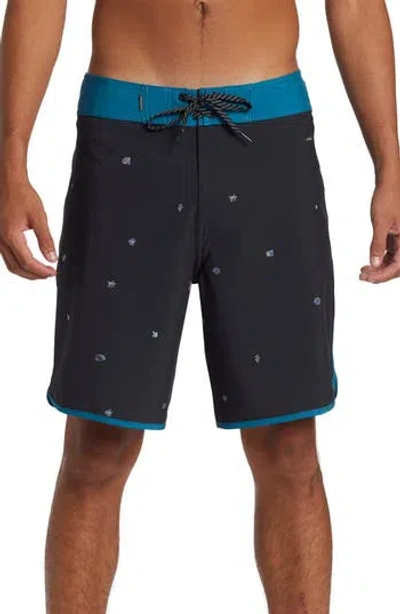 Quiksilver Surfsilk Scallop Board Shorts In Multi