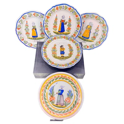 Pre-owned Quimper Faience Pottery Collection Of 5 French Quimper Faience Plates In Sand