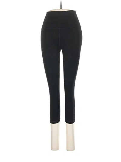Pre-owned Quince Active Pants In Black