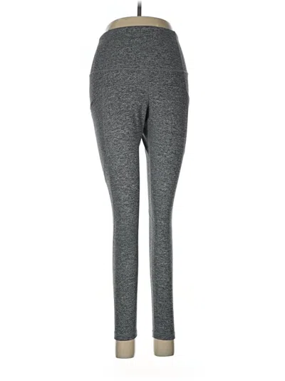 Pre-owned Quince Active Pants In Gray