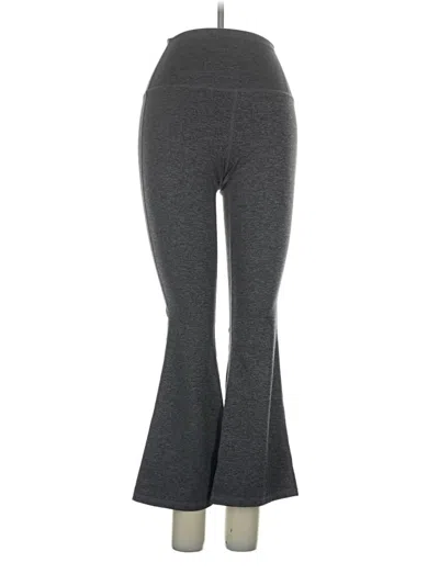 Pre-owned Quince Active Pants In Gray