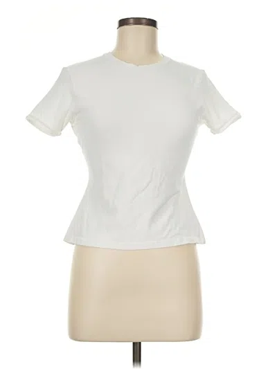 Pre-owned Quince Active T-shirt In Ivory
