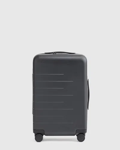 Quince Carry-on Hard Shell Suitcase 21" In Black
