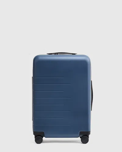 Quince Carry-on Hard Shell Suitcase 21" In Navy