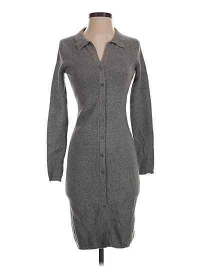 Pre-owned Quince Casual Dress In Gray
