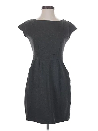 Pre-owned Quince Casual Dress In Gray