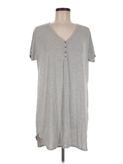 Pre-owned Quince Casual Dress In Gray