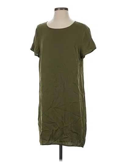 Pre-owned Quince Casual Dress In Green