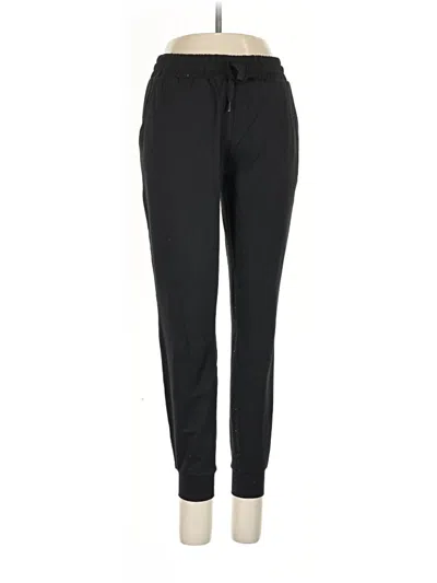 Pre-owned Quince Casual Pants In Black