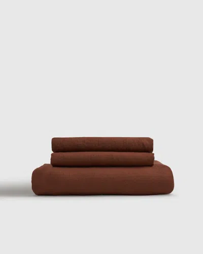 Quince European Linen Fitted Sheet Set In Brown