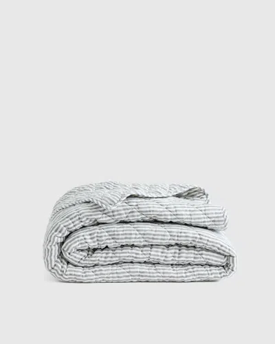Quince European Linen Stripe Quilt In Grey/white Stripe