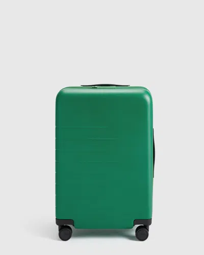 Quince Expandable Carry-on Suitcase