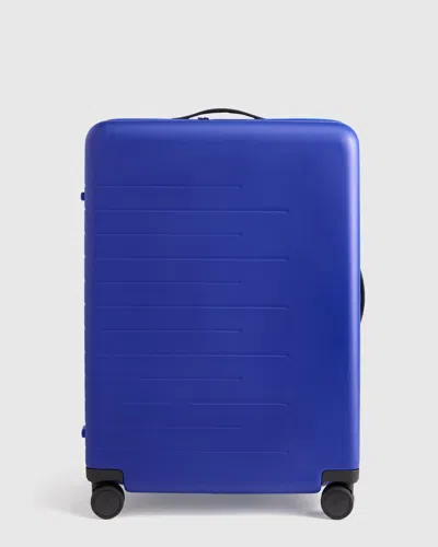 Quince Expandable Large Check-in Suitcase