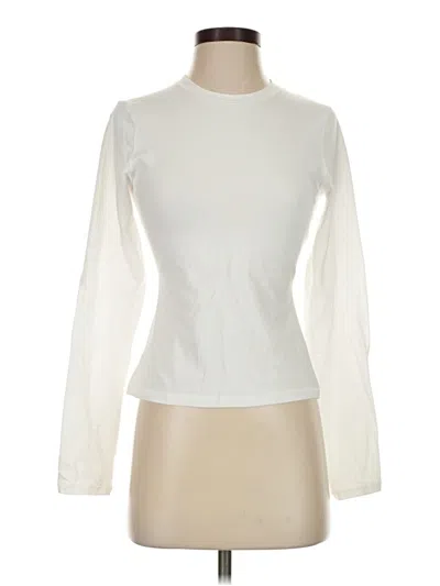 Pre-owned Quince Long Sleeve T-shirt In Ivory