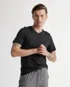 Quince Men's 100% Merino Wool All-season V-neck Base Layer T-shirt In Black
