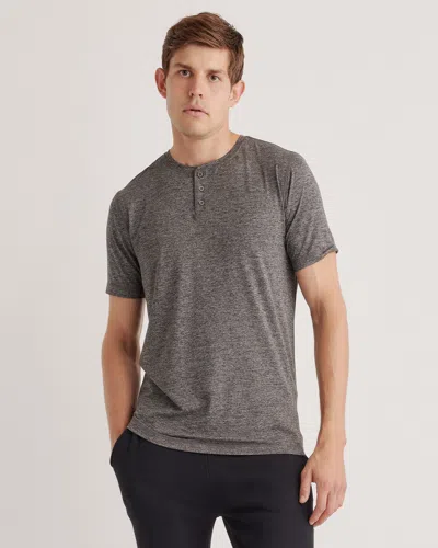 Quince Men's Flowknit Breeze Performance Henley T-shirt In Charcoal