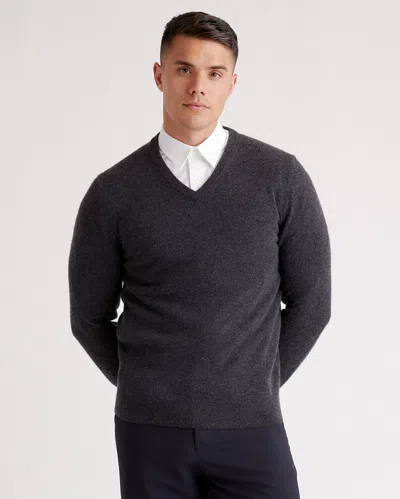 Quince Men's Mongolian Cashmere V-neck Sweater In Charcoal