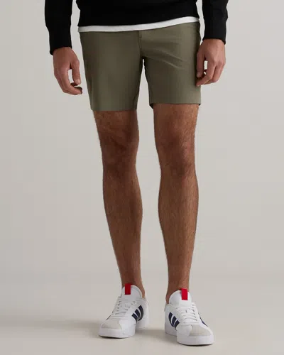 Quince Men's Ultimate Commuter Shorts 7" In Faded Cargo Green