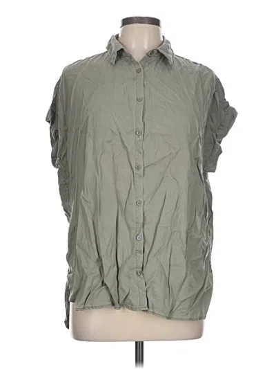 Pre-owned Quince Sleeveless Button Down Shirt In Green