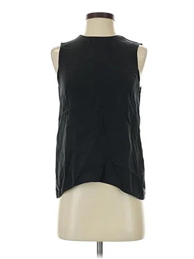 Pre-owned Quince Sleeveless T-shirt In Black