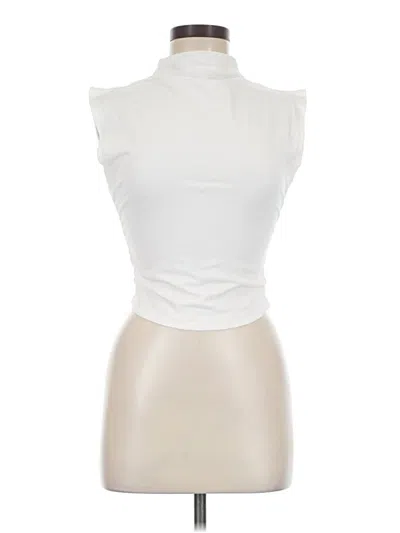 Pre-owned Quince Sleeveless T-shirt In Ivory