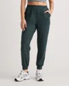 Quince Women's Flowknit High-rise Boyfriend Jogger In Heather Green