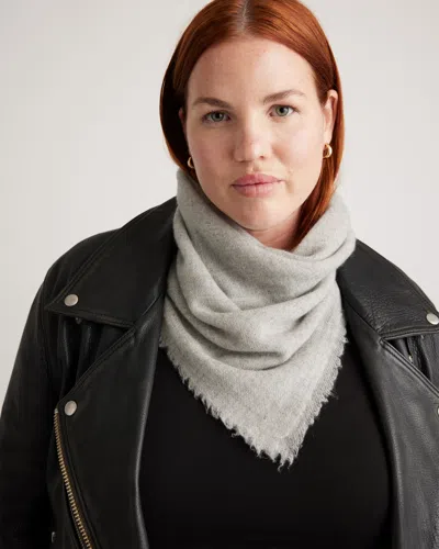 Quince Women's Mongolian Cashmere Square Scarf In Gray