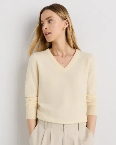 Quince Women's Mongolian Cashmere V-neck Sweater