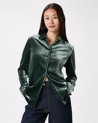 Quince Women's Stretch Silk Velvet Long Sleeve Shirt In Green