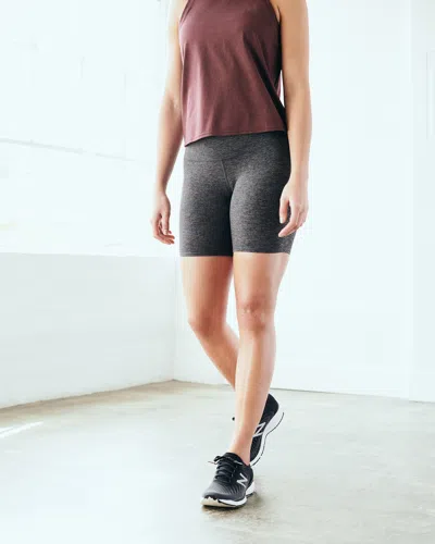 Quince Women's Super Soft Performance Biker Short In Heather Charcoal