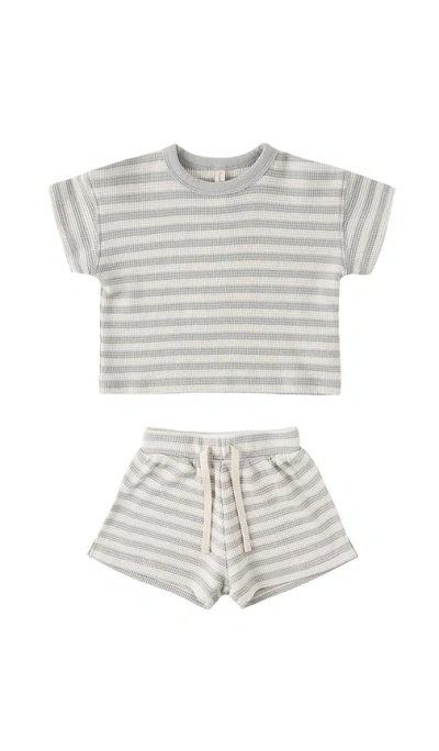 Quincy Mae Waffle Tee & Short Set In Gray