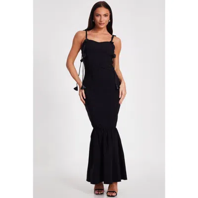Quiz Bengaline Maxi Dress With Trailing Floral Detail In Black