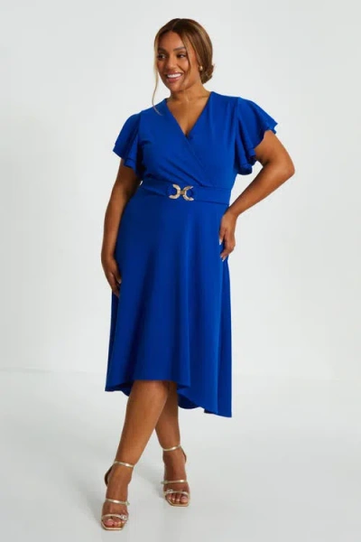 Quiz Plus Size Buckle Dip Hem Dress In Blue