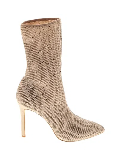 Pre-owned Qupid Boots In Ivory