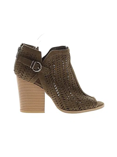 Pre-owned Qupid Heels In Brown