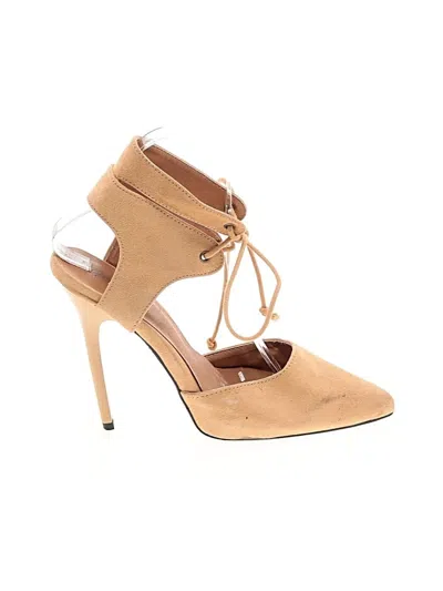 Pre-owned Qupid Heels In Tan