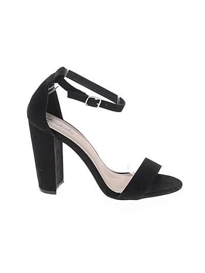 Pre-owned Qupid Sandals In Black