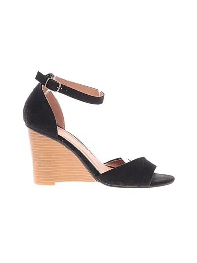 Pre-owned Qupid Wedges In Black