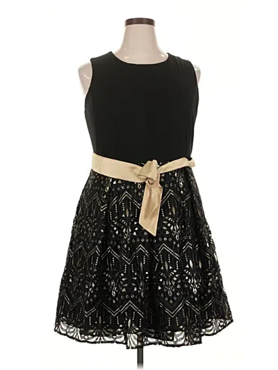Pre-owned R&k Cocktail Dress In Black