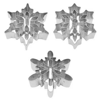 R & M International Assorted Snowflake Cookie Cutter Bundle In Gray