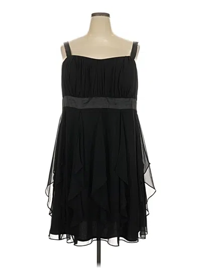 Pre-owned R & M Richards Cocktail Dress In Black
