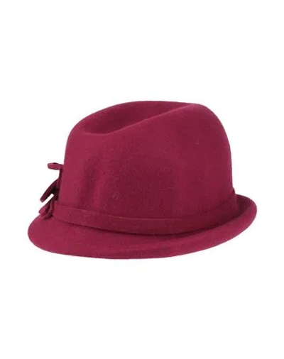 R Chic Woman Hat Burgundy Size 6 ⅝ Wool In Red
