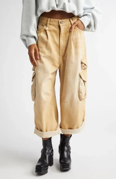 R13 Multipocket Crop Cargo Jeans In Faded Wheat