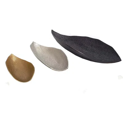 R16 Home Set Of 3 Metallic Nalu Trays In Gold/ Black/ Silver