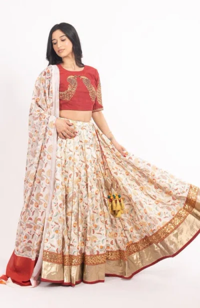 Raas Milani Kalamkari Print Lehenga Choli Set In Off-white Multi